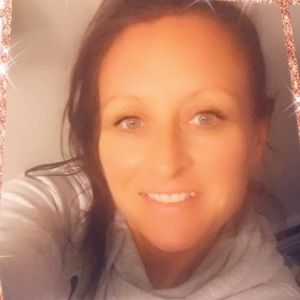 Meet your Posher, Jenn